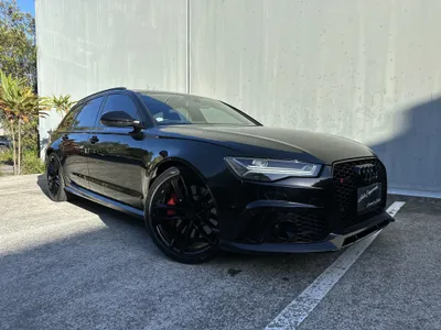 Levelled Clear Coat on Black Audi RS6 in Coolum Beach
