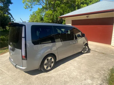 Premium Rear Window Tinting on Staria in Palmview